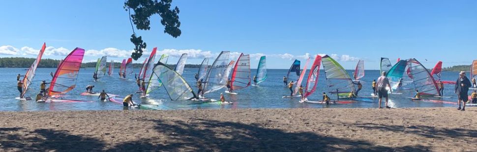 Windsurfers outside TWC