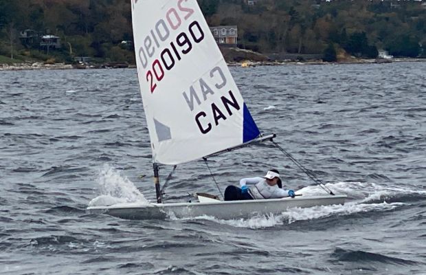 windy sailing downwind