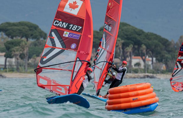 mark rounding in the lead